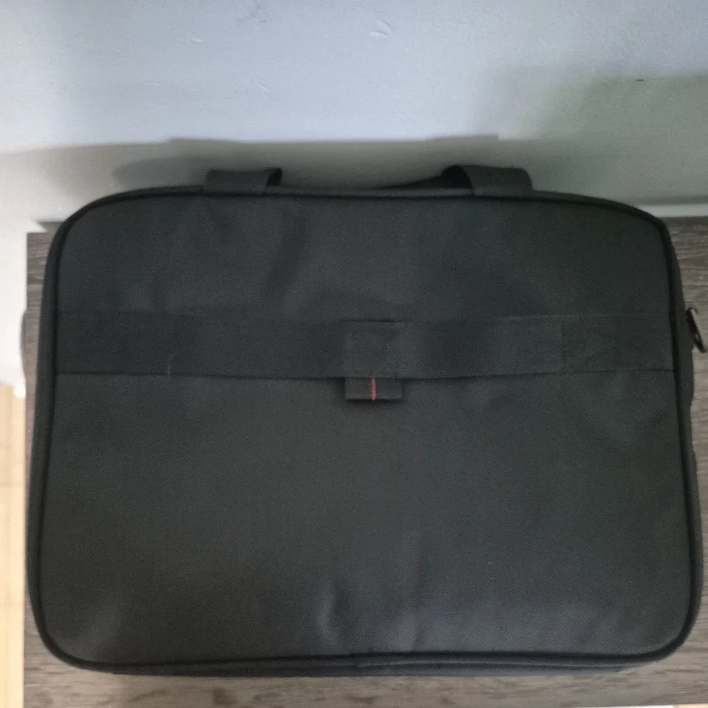 Samsonite Xenon 3.0 Gusset Check-Point Friendly Tech Locker Briefcase Bag READ
